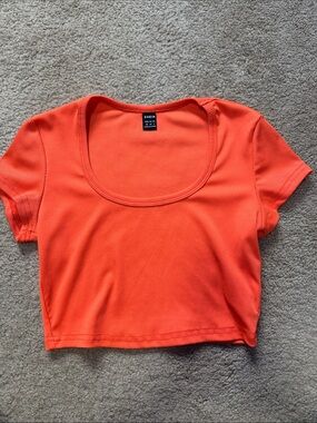SHEIN Bright Orange Ribbed Scoop-Neck Crop Tee